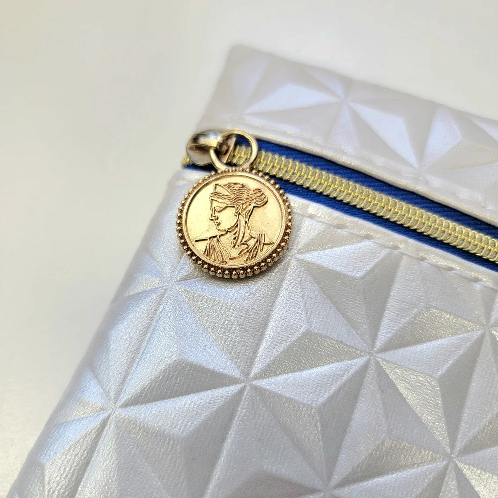 🦋 3 for $10 ~ IPSY Glam Bag March 2023 Design Pearl‎ White Geometric Pattern